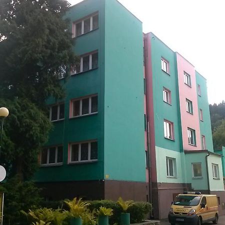 Pod Zielonym Kogutem Hostel Duszniki Zdroj Luaran gambar