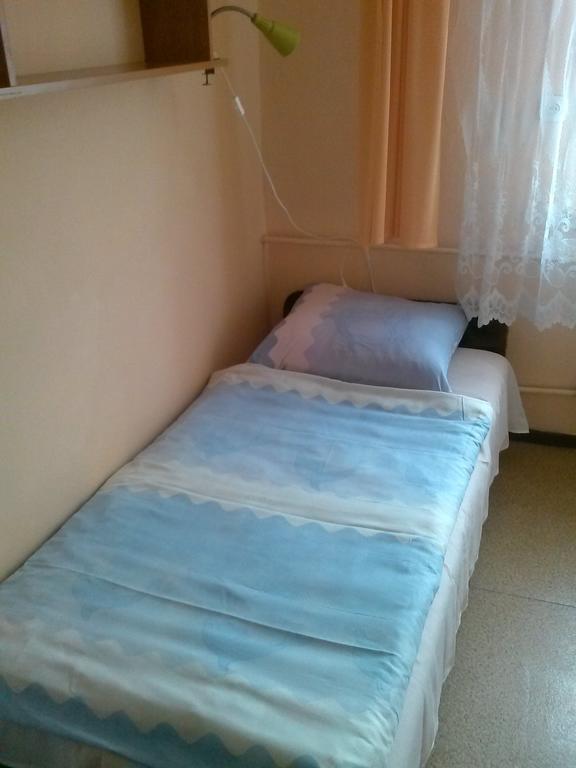 Pod Zielonym Kogutem Hostel Duszniki Zdroj Bilik gambar